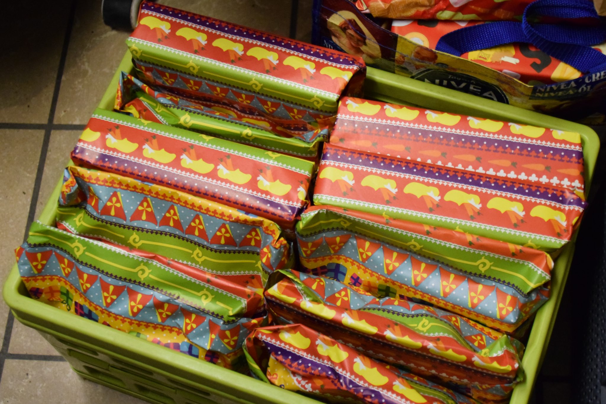 Sint Nicolaas bezoekt jongste Rozenburgse pupillen