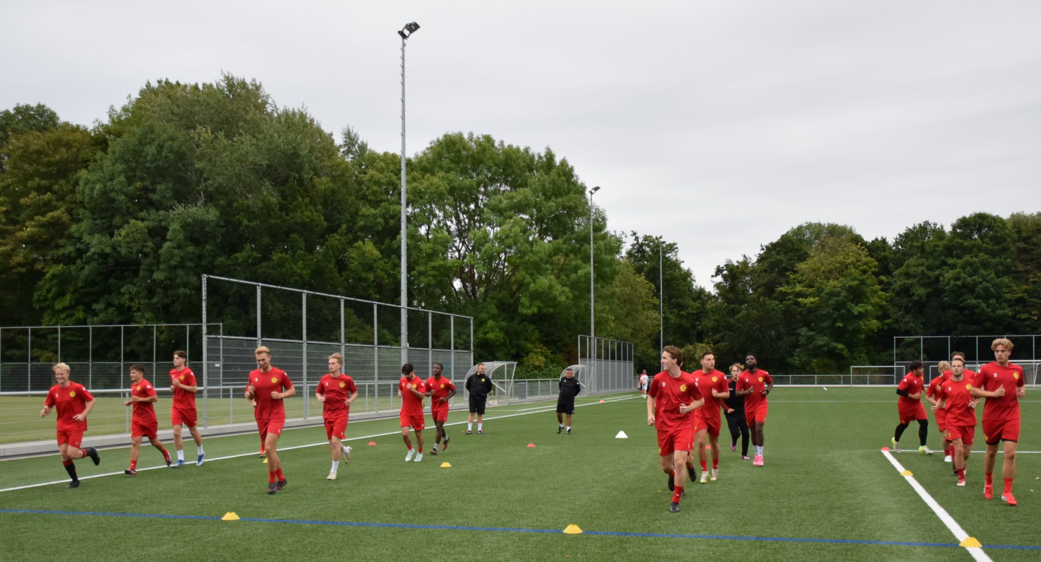 Eerste training van 1e en 2e elftallen zitten er op