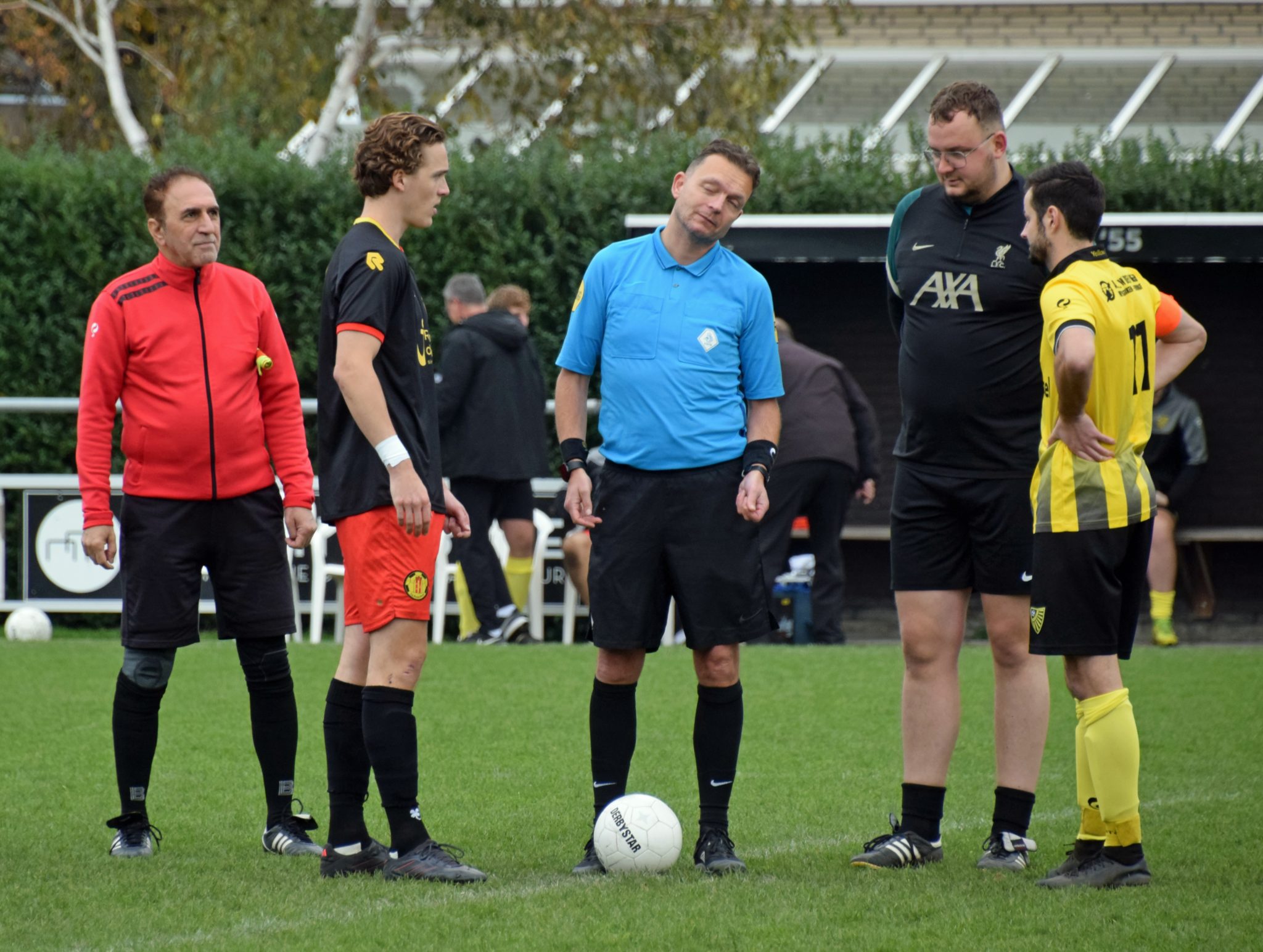 Rozenburg gunt Herkingen door onachtzaamheid overwinning.