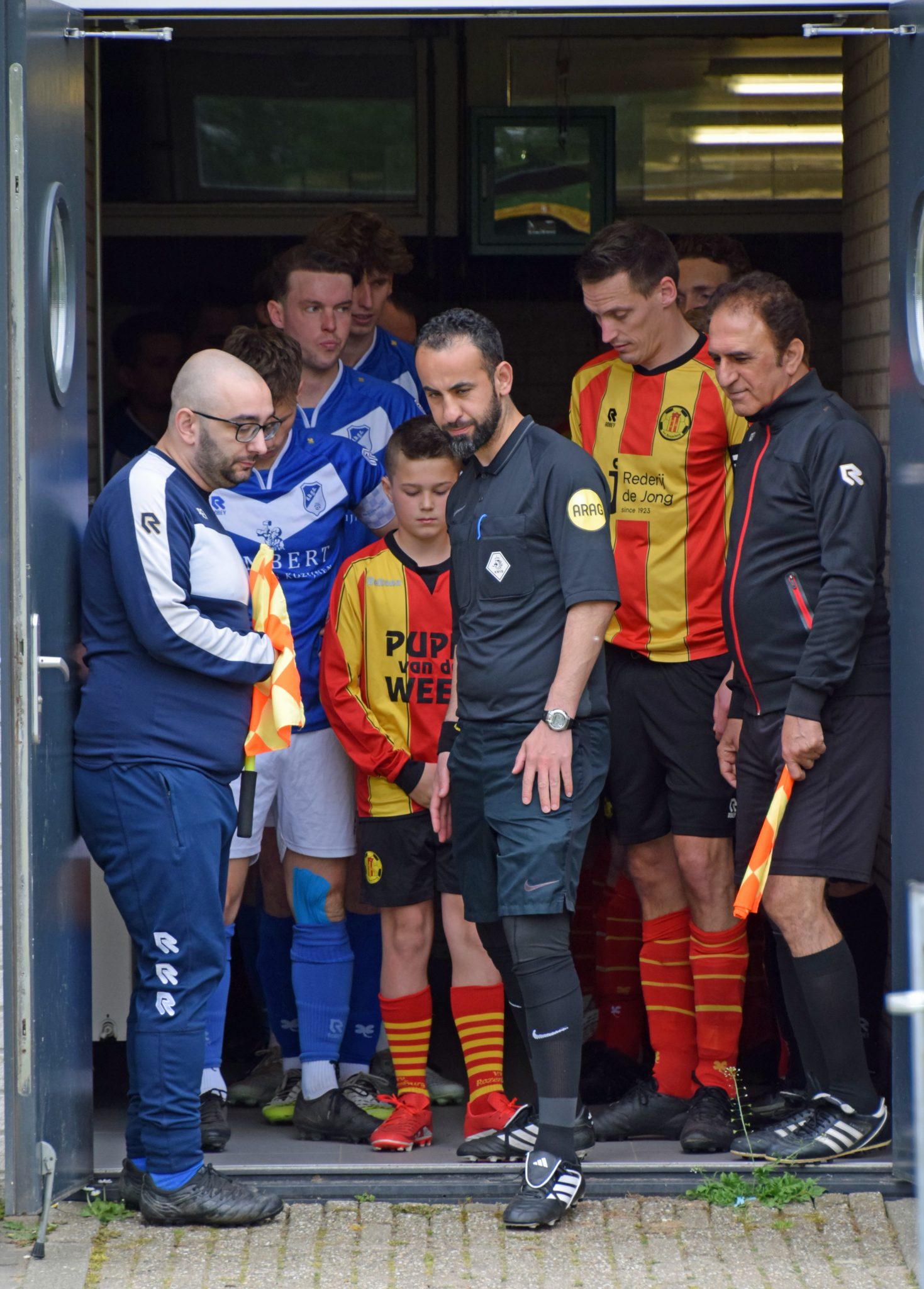 Spannende wedstrijd op een zonnige dag